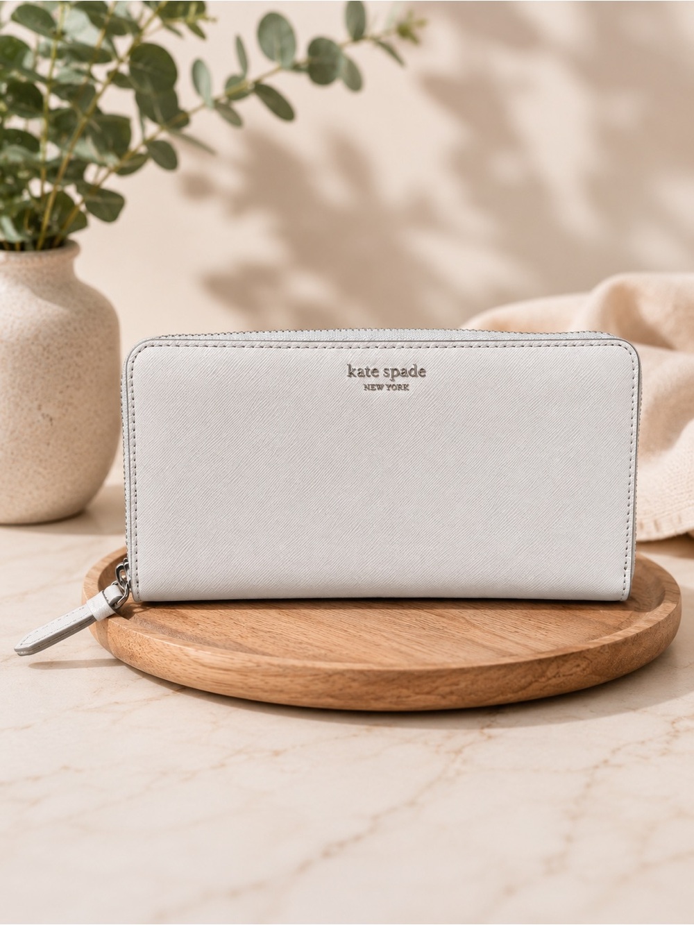 Kate Spade New York Zip-Around Continental Wallet | Light Gray | Like New